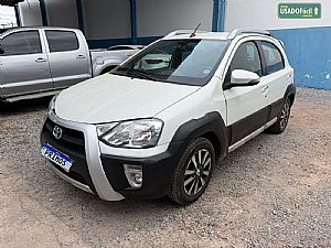 Etios Hatch Cross 1.5 Automático Flex