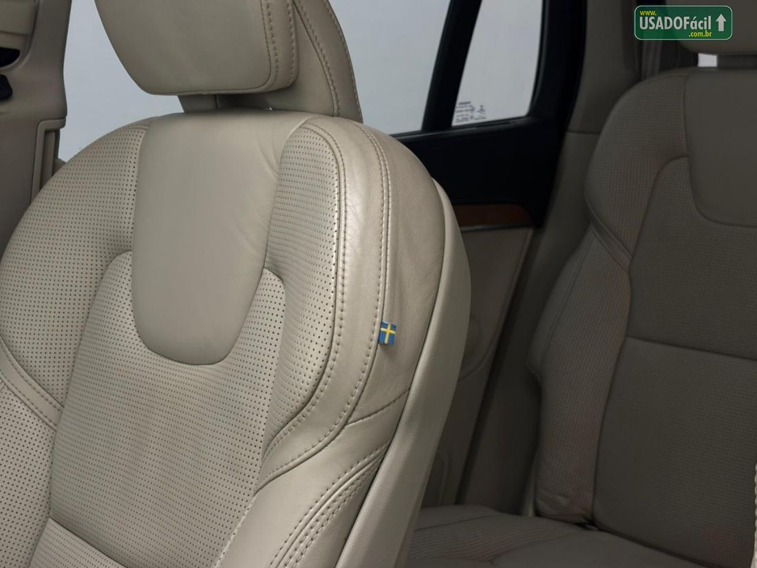 VOLVO Volvo XC 90 D-5 Inscription 2.0 235cv Diesel 5P 2018/2019 — foto 13 de 16
