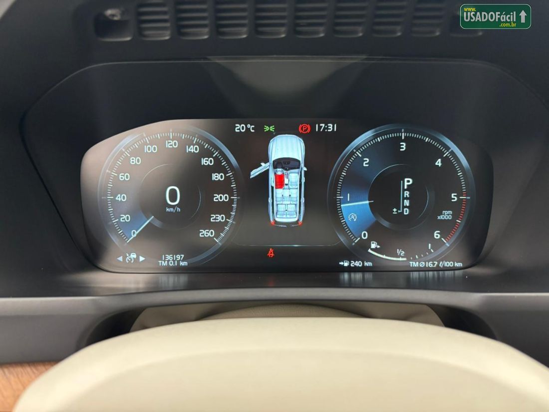 VOLVO Volvo XC 90 D-5 Inscription 2.0 235cv Diesel 5P 2018/2019 — foto 7 de 16
