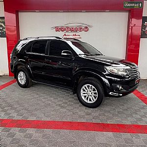 Hilux SW4 SR 2.7 4X2 Flex Automático