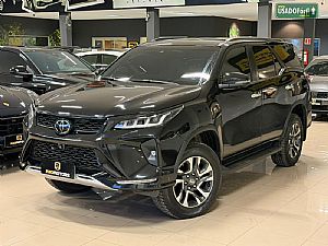 Hilux SW4 Diamond 2.8 4x4 Turbo Automático Diesel