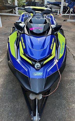 Jet Ski Sea Doo Wake Pro 230