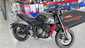 Triumph Trident 660