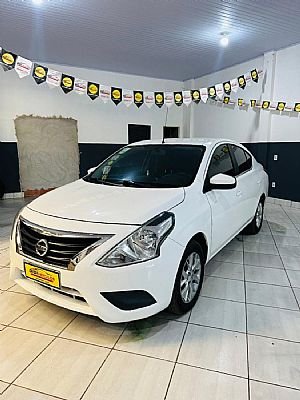 Versa V-drive Plus 1.6 Automático Flex