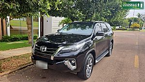Hilux Sw4 Srx 2.8 4x4 Automático Diesel 7 Lugares 2019/2019 em Cuiabá - MT