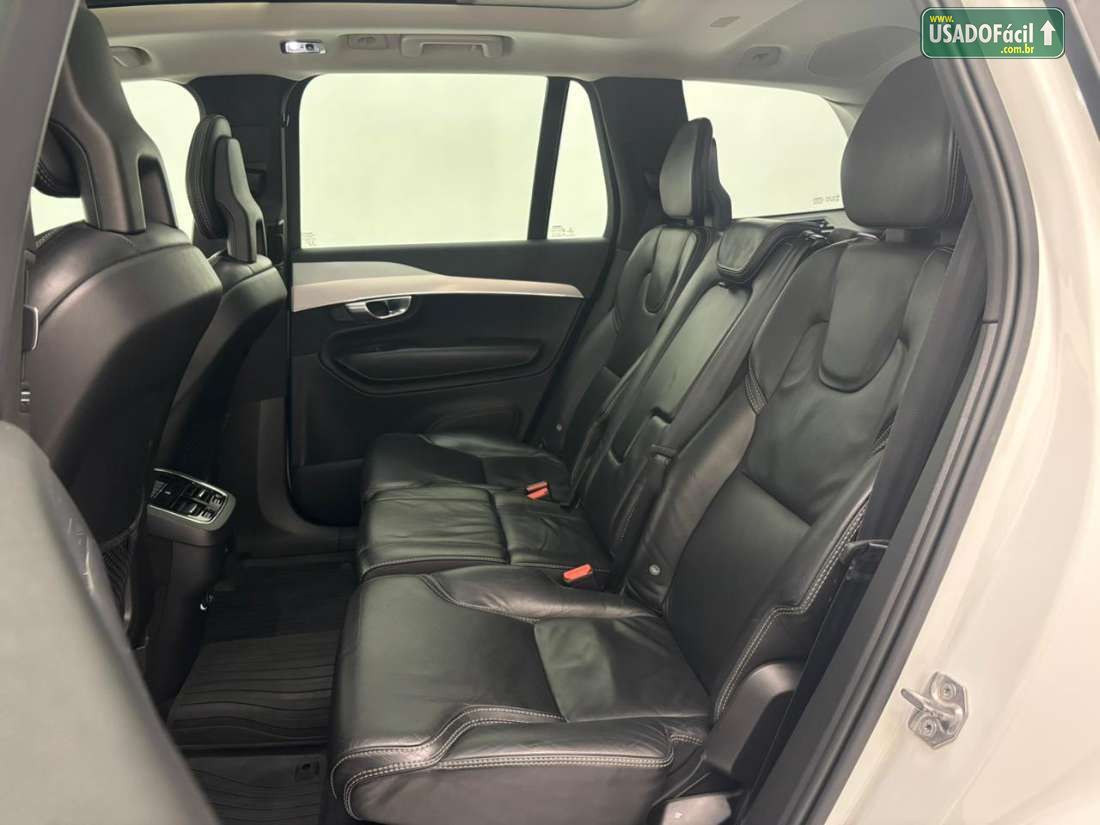 VOLVO Volvo XC 90 D-5 Momentum 2.0 235cv Diesel 5P 2017/2018 — foto 13 de 17
