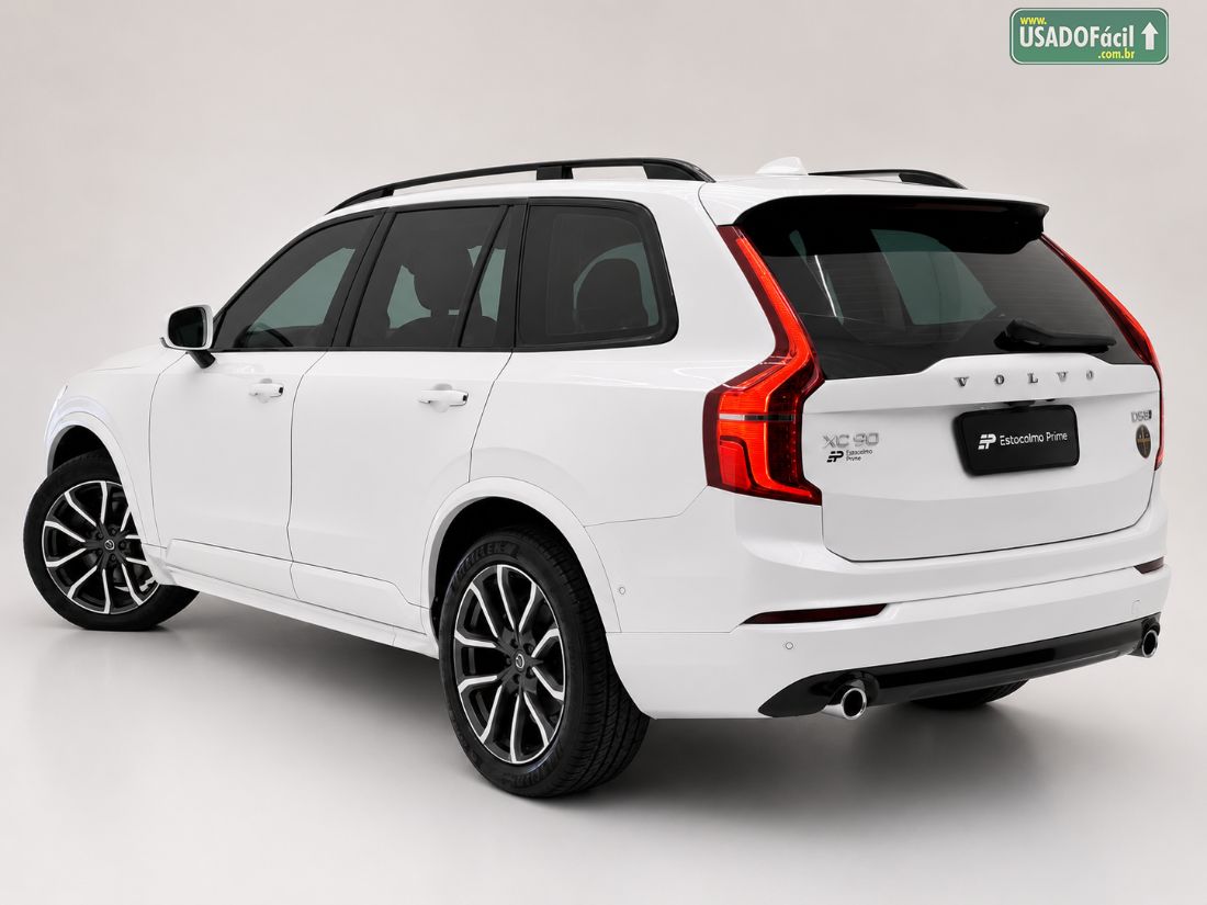 VOLVO Volvo XC 90 D-5 Momentum 2.0 235cv Diesel 5P 2017/2018 — foto 4 de 17