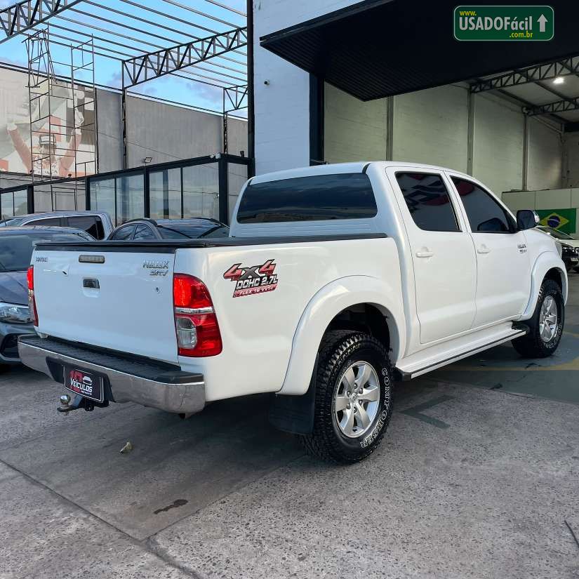 Toyota Hilux SRV CD 2.7 4x4 Automático Flex 2014/2015 — foto 4 de 18