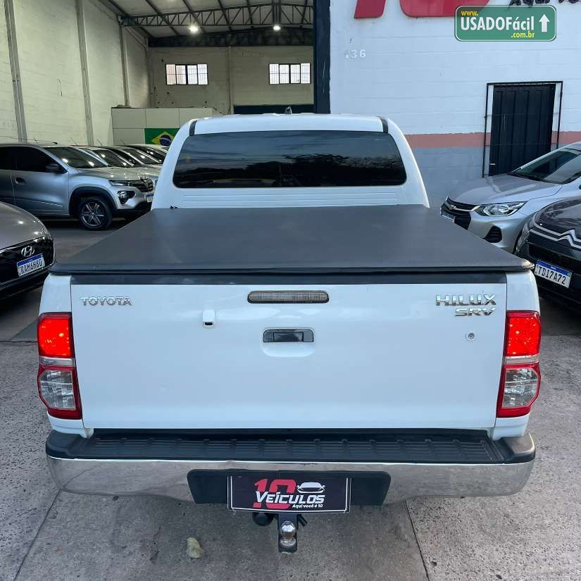 Toyota Hilux SRV CD 2.7 4x4 Automático Flex 2014/2015 — foto 5 de 18