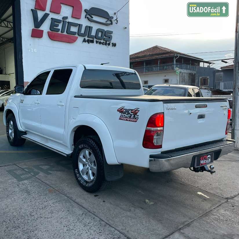 Toyota Hilux SRV CD 2.7 4x4 Automático Flex 2014/2015 — foto 6 de 18