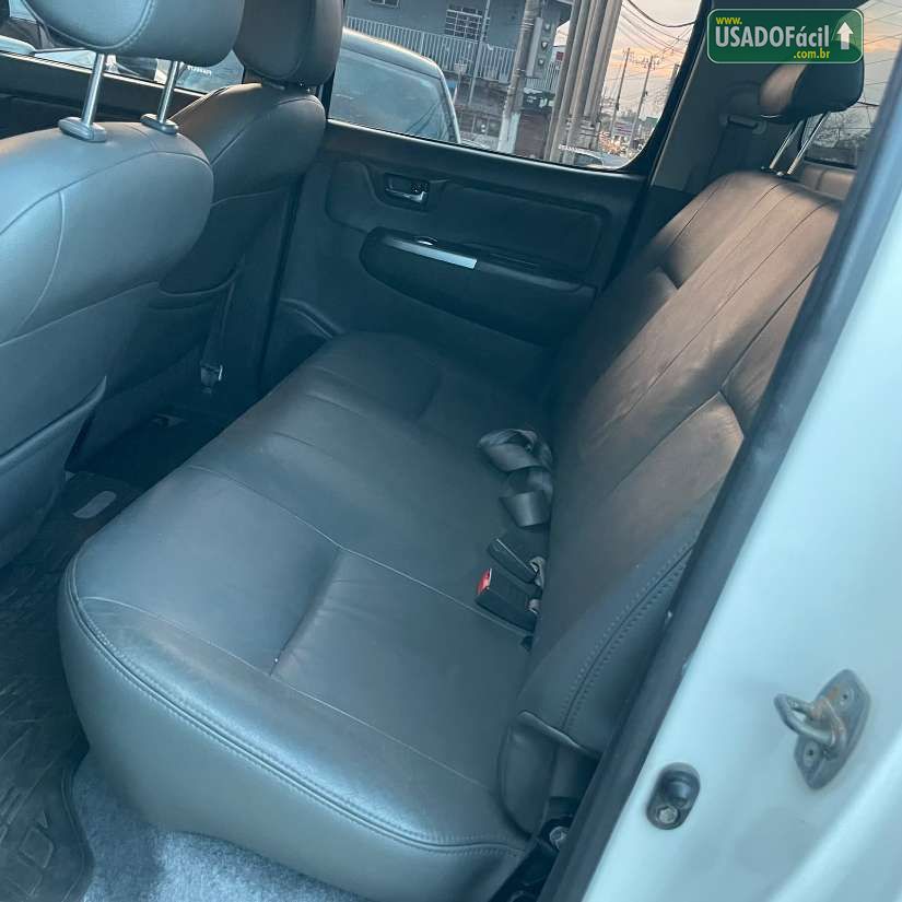 Toyota Hilux SRV CD 2.7 4x4 Automático Flex 2014/2015 — foto 18 de 18