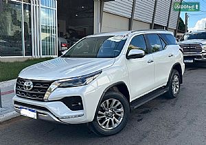 Hilux SW4 SRX 2.8 4x4 TDI Automático Diesel 5 lugares