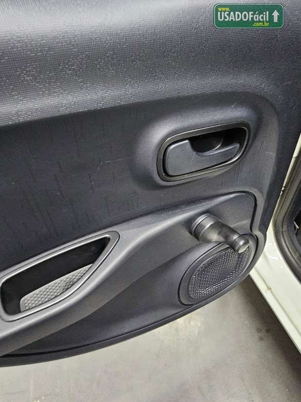 Fiat Mobi Like Flex 2017/2018 — foto 6 de 15