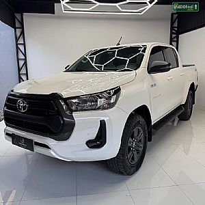 Hilux SR CD 2.8 4X4 TDI Automático Diesel