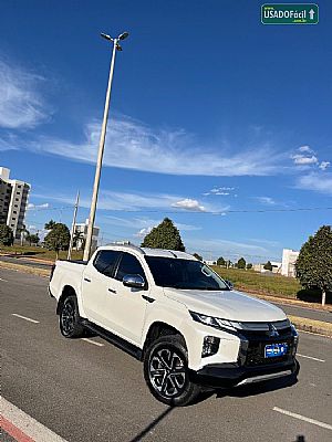 L200 Triton Sport HPE-S CD 2.4 Automático Diesel