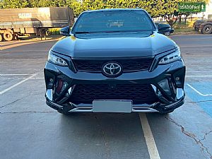 Hilux SW4 Diamond 2.8 4x4 Turbo Automático Diesel