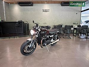 Triumph Speed Twin 1200cc Stealth Edition
