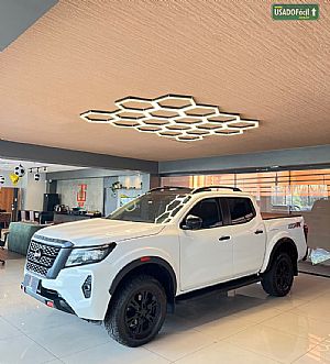 Frontier PRO4X CD 4x4 2.3 Bi-Turbo Automático Diesel