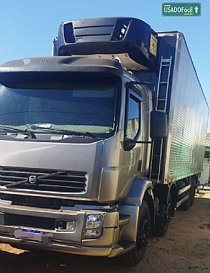 Volvo VM 260 6X2 Camara Fria