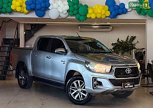 Hilux SRV CD 2.7 4X2 Automático Flex