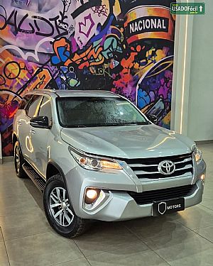 Hilux SW4 SRV 4x2 2.7 Automático Flex