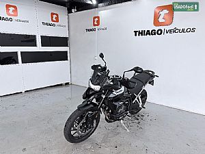 Triumph Tiger 900 GT