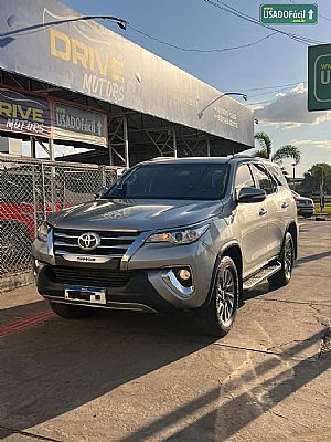 Hilux SW4 SRV 4x2 2.7 Automático Flex