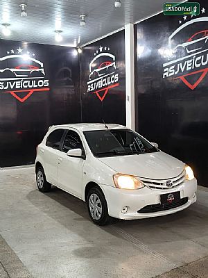 Etios Hatch XS 1.5 Automático Flex
