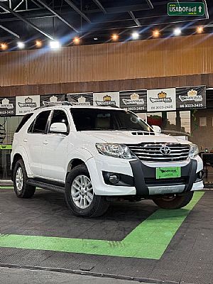 Hilux SW4 SRV D4-D 3.0 4x4 TDI Automático Diesel