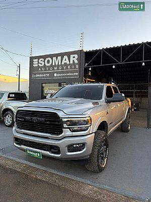 Ram 3500 Laramie Night Edition CD 6.7 4x4 Turbo Diesel
