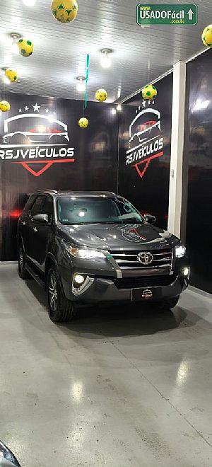 Hilux SW4 SRV 4x2 2.7 Automático Flex