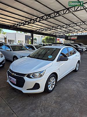 Onix Sedan Plus LT 1.0 Mecânico Flex