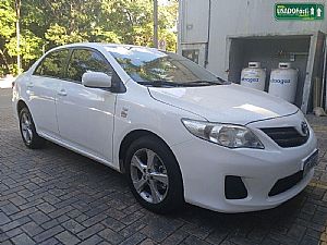 Corolla Gli 1.8 Automático Flex 2013/2014 em Sorriso - MT