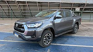 Hilux Srv Cd 2.8 4x4 Tdi Automático Diesel 2021/2021 em Cuiabá - MT