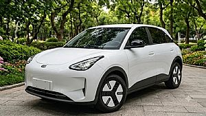 Geely Ex2