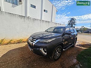 Hilux Sw4 Srx 2.8 4x4 Tdi Automático Diesel 2019/2020 em Matupá - MT
