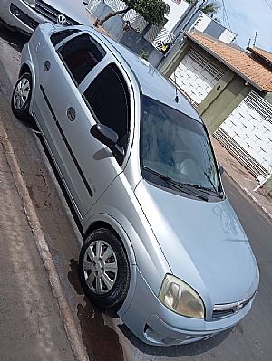 Corsa Sedan Maxx 1.4 Mpfi Econoflex 2007/2008 em Cuiabá - MT