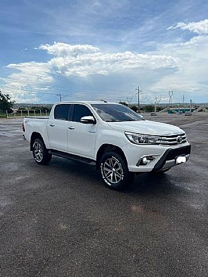 Hilux Srx Cd 2.8 4x4 Tdi Automático Diesel 2016/2016 em Rondonópolis - MT