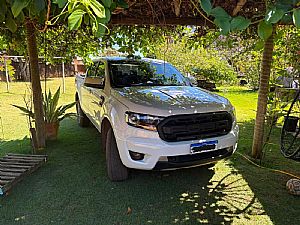 Ranger Xls Cd 2.2 4x4 Automático Diesel 2022/2023 em Cuiabá - MT