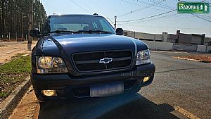 S10 2.8 4x2 Turbo Intercooler Diesel 2004/2004 em Campo Novo do Parecis - MT