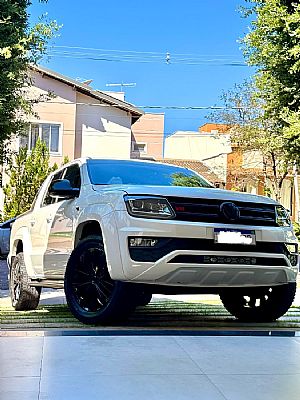 Amarok Extreme Cd 3.0 4x4 Turbo Automático Diesel 2023/2024 em Cuiabá - MT