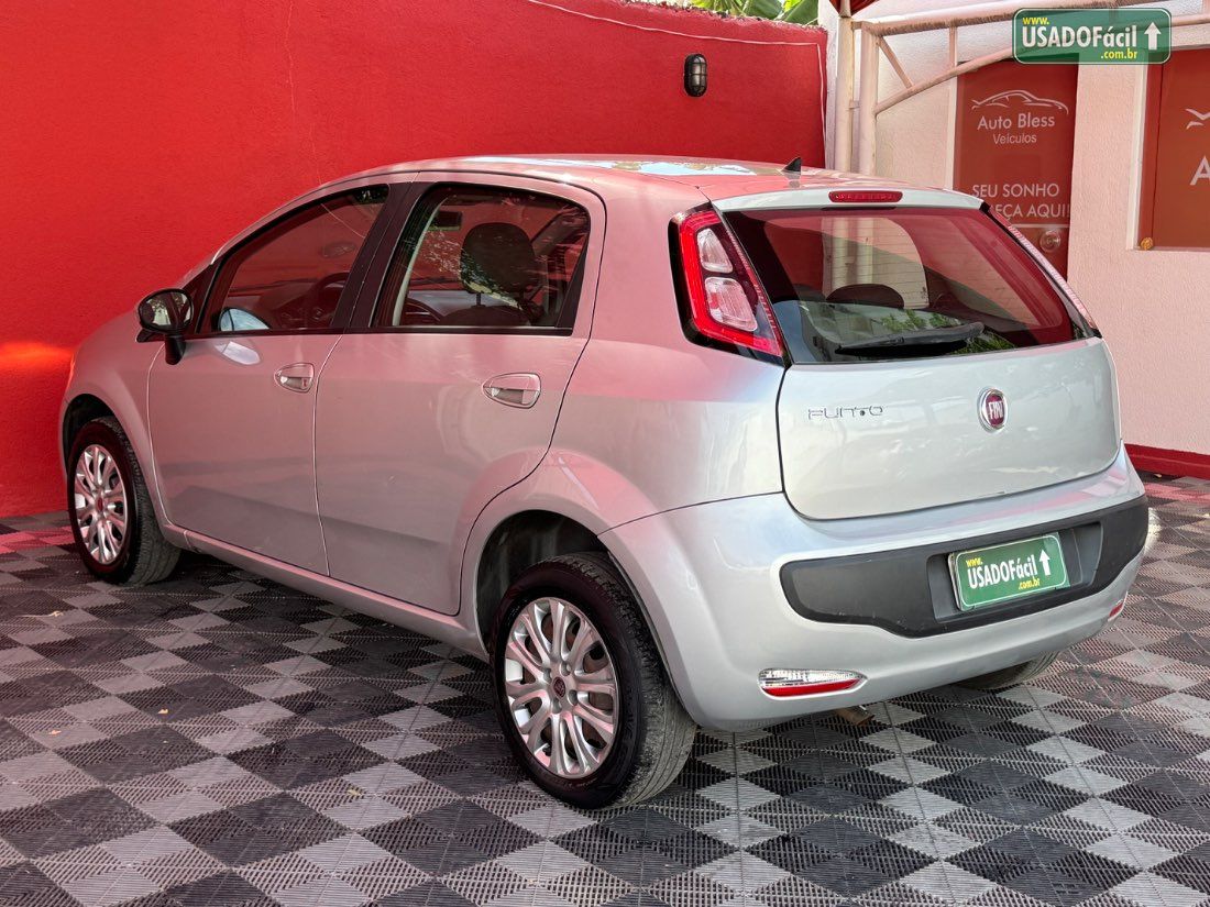 FIAT Punto Attractive Italia 1.4 Fire Flex 5P 2014/2015 — foto 5 de 15