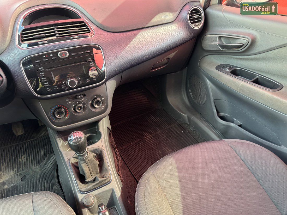 FIAT Punto Attractive Italia 1.4 Fire Flex 5P 2014/2015 — foto 11 de 15