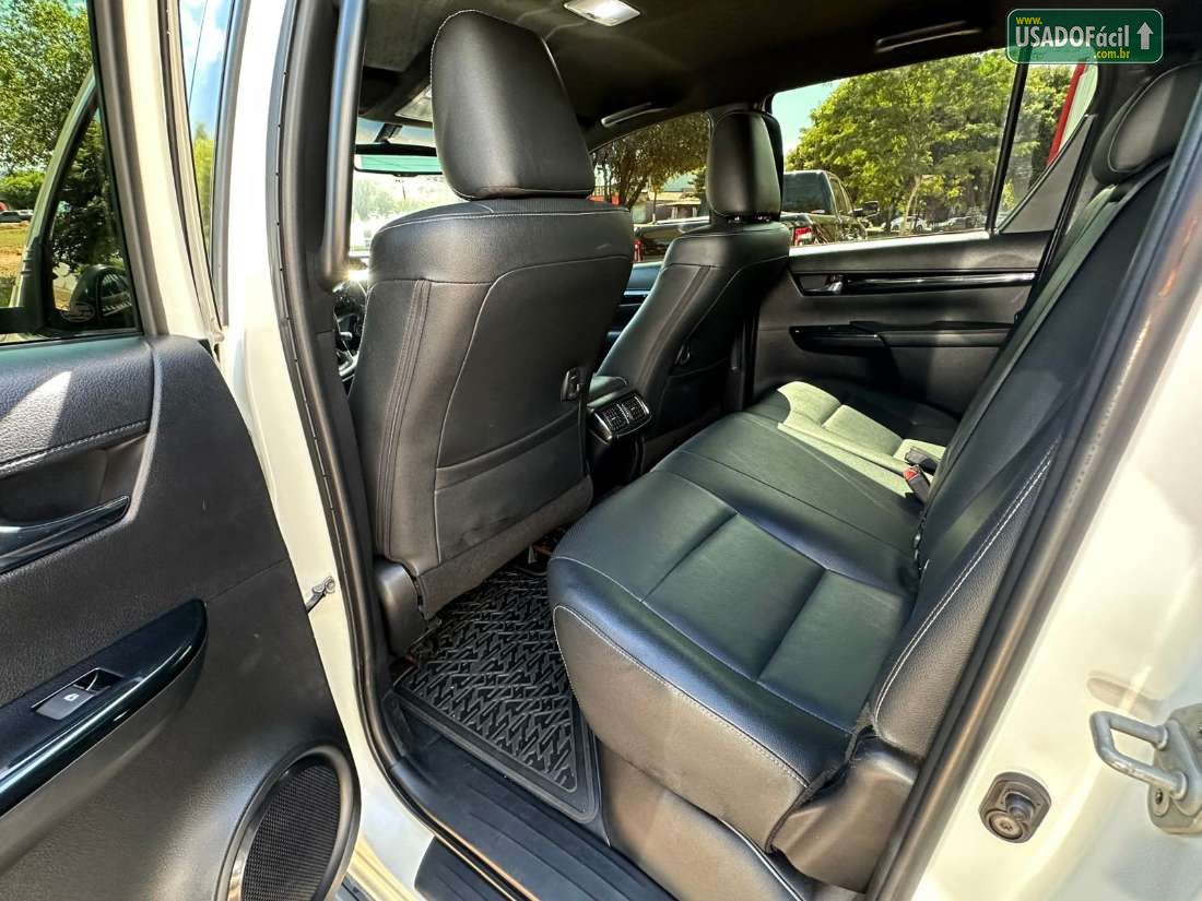 Toyota Hilux SRX CD 2.8 4x4 TDI Automático Diesel 2019/2020 — foto 11 de 17