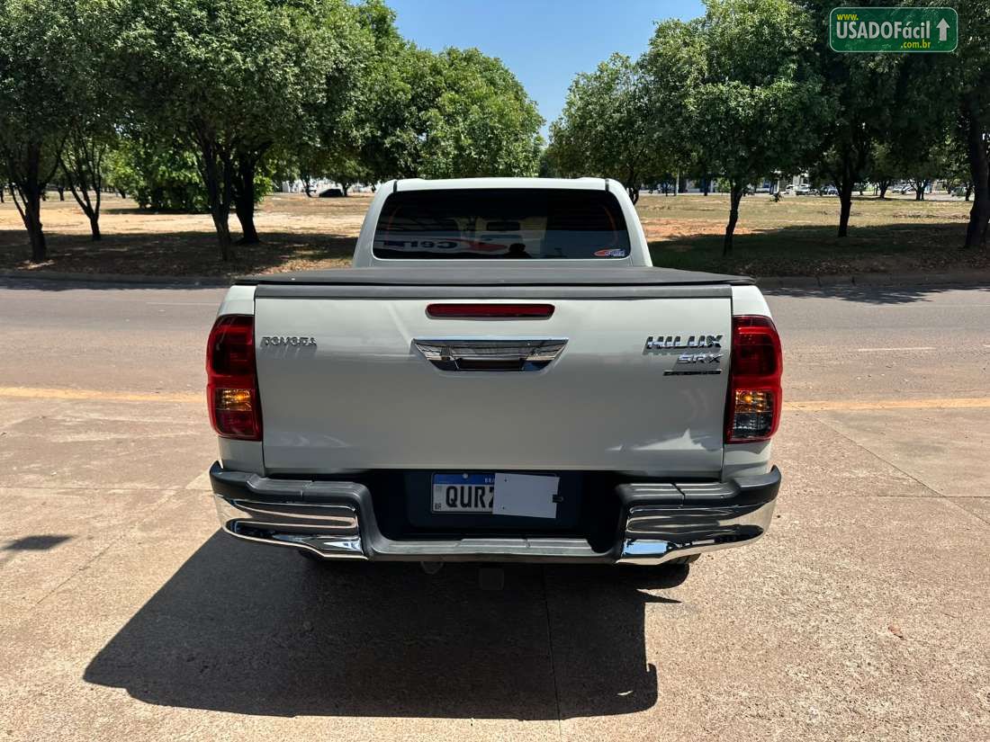 Toyota Hilux SRX CD 2.8 4x4 TDI Automático Diesel 2019/2020 — foto 16 de 17