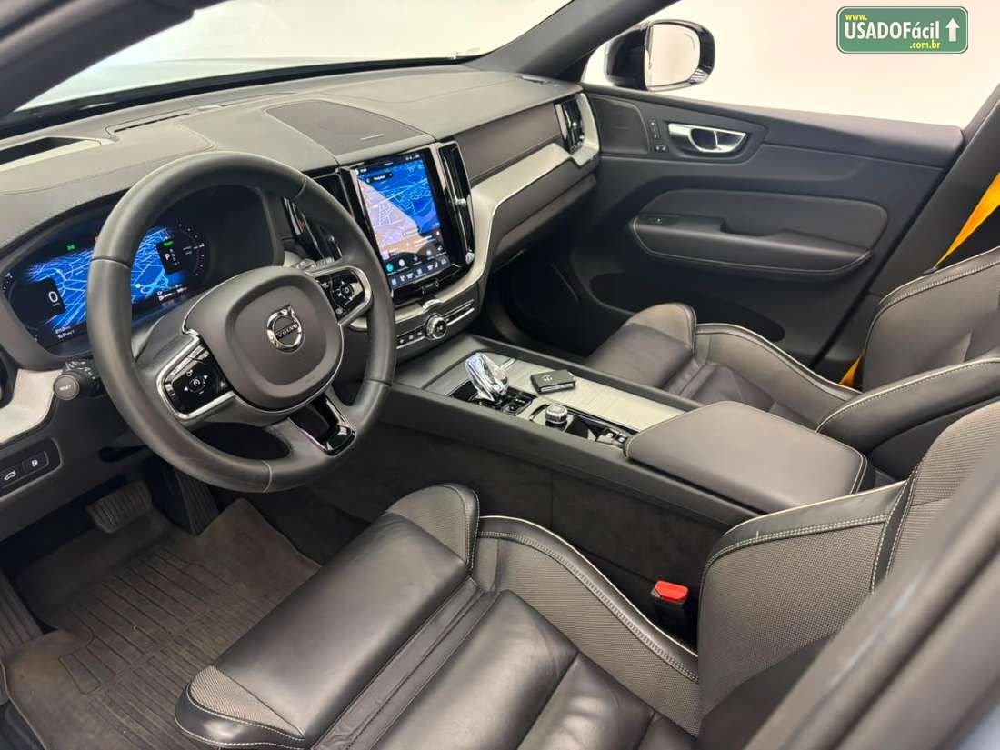 VOLVO Volvo XC 60 T-8 Polestar Engineered 2.0 AWD Híbrido 2023/2024 — foto 10 de 17