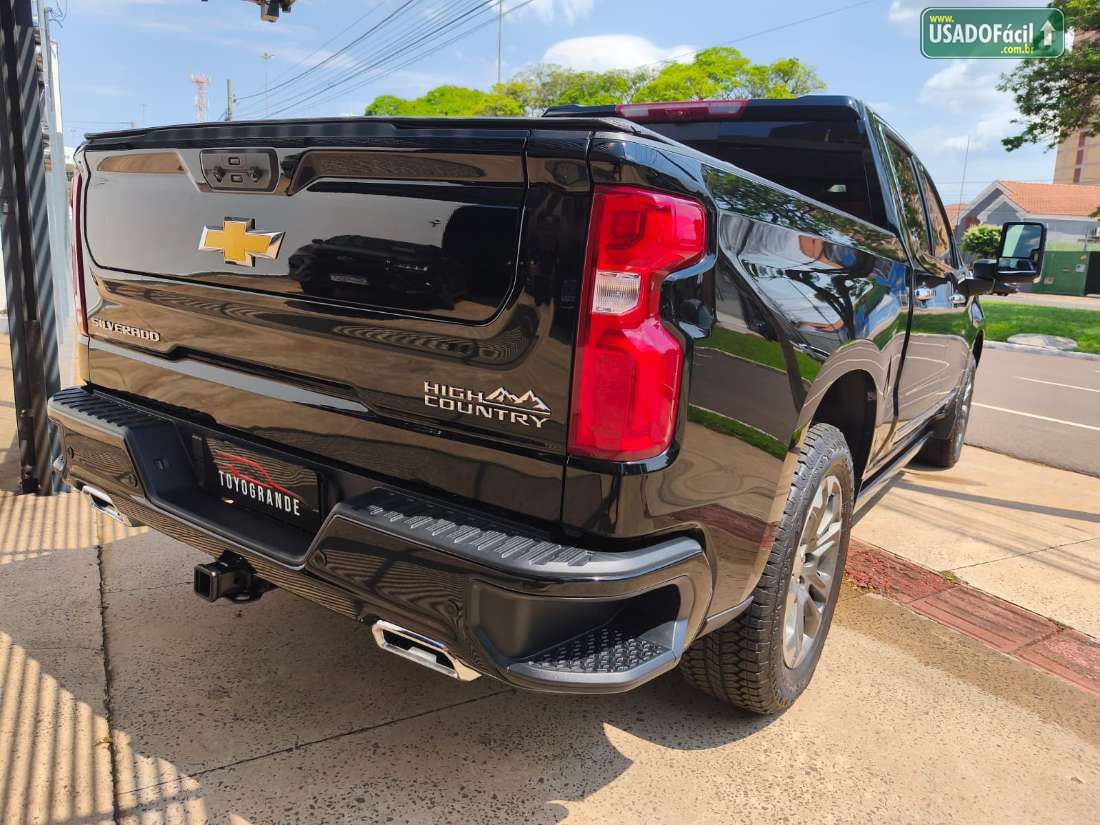 CHEVROLET/GM Silverado High Country 5.3 V8 AWD Automático 2025/2025 — foto 4 de 12