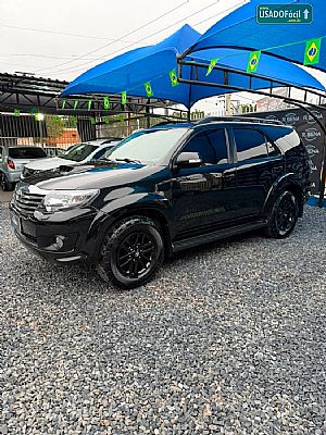 Hilux SRV CD D4-D 3.0 4x4 TDI Automático Diesel