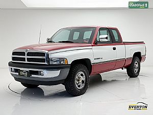 DODGE RAM 1500 5.9 V8 MAGNUM