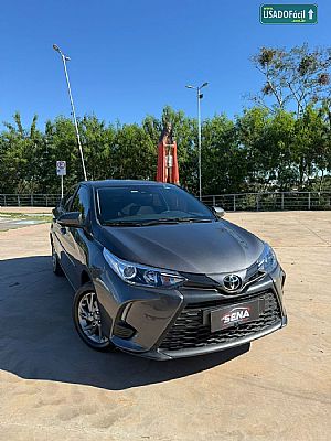 Yaris Sedan XS 1.5 Automático Flex